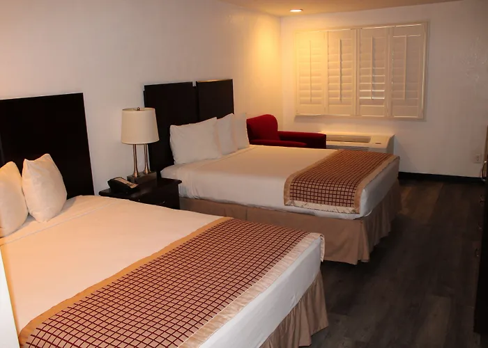 Hotel Infinity & Tempe